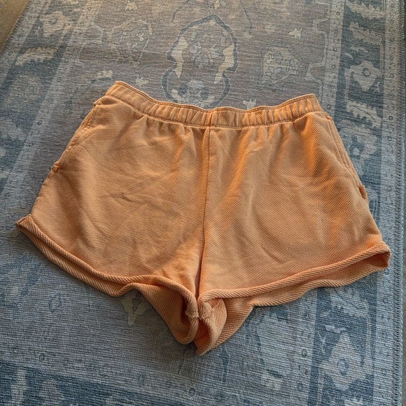 Aerie Set, Size M - Picture 2 of 5